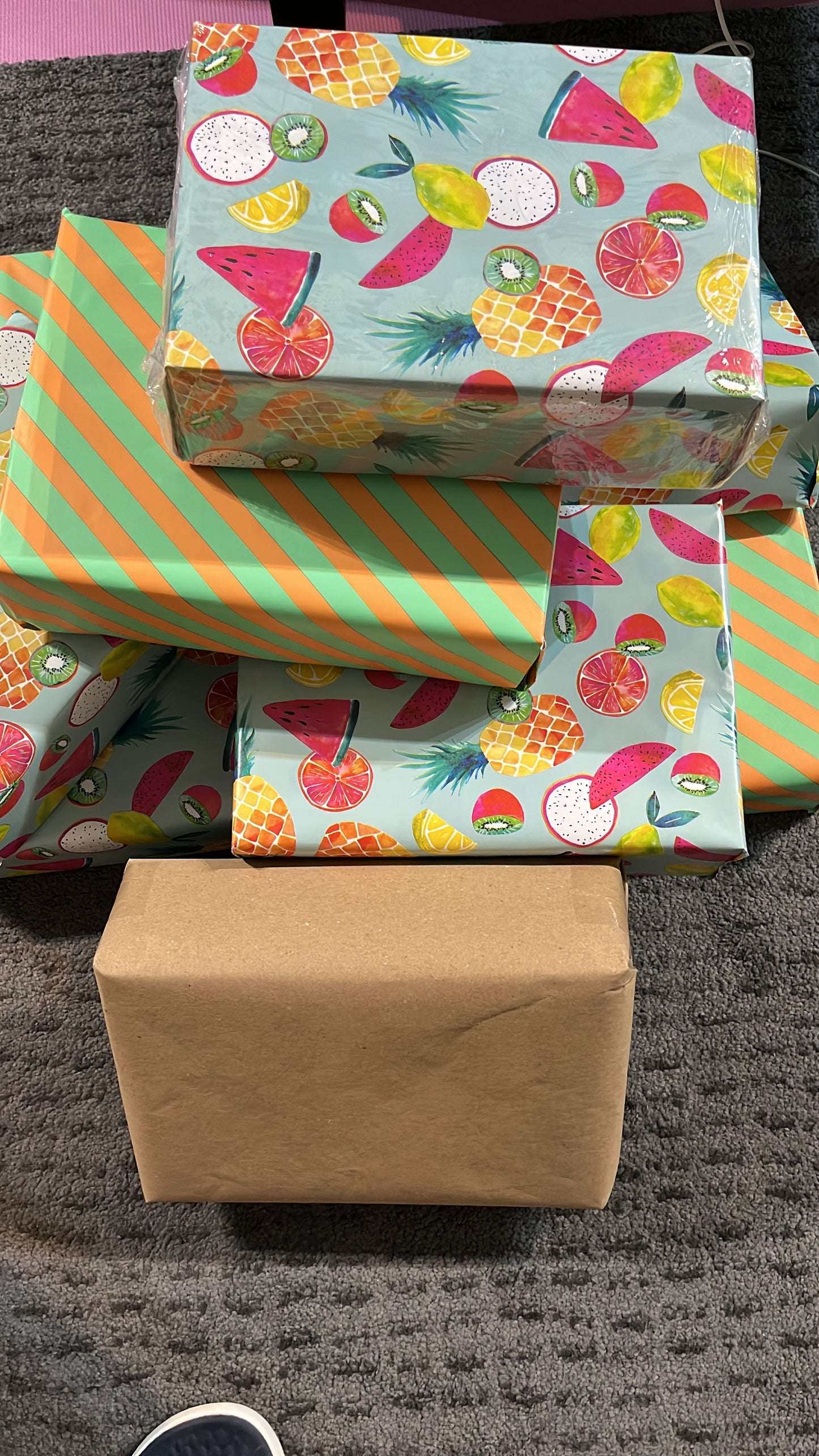 z "Gift Mango Box" - 5 Pcs Box (Shipping Extra)